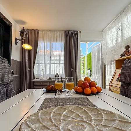 Abades Beach Home Абадес