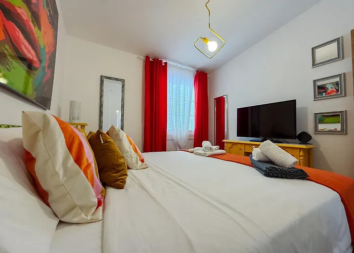 Abades Beach Home * Абадес